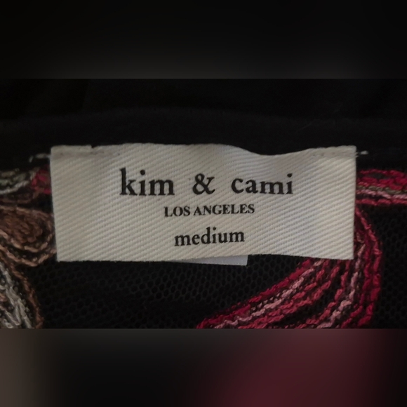 Kim & Cami Black Blouse with Vibrant Floral Design - Picture 3 of 5